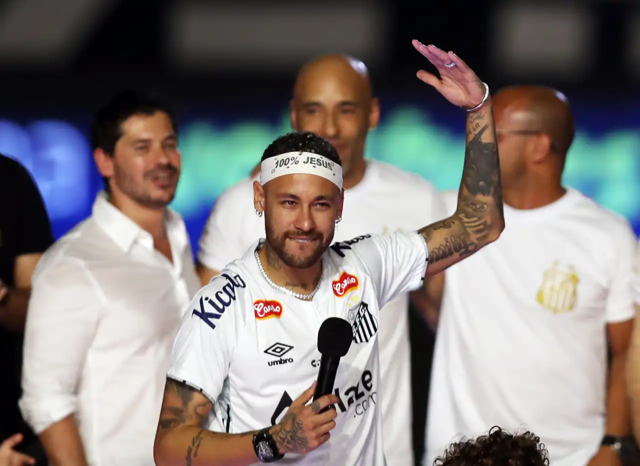 Efeito Neymar: Jogo do Santos terá exibição de 9 plataformas distintas, saiba quais