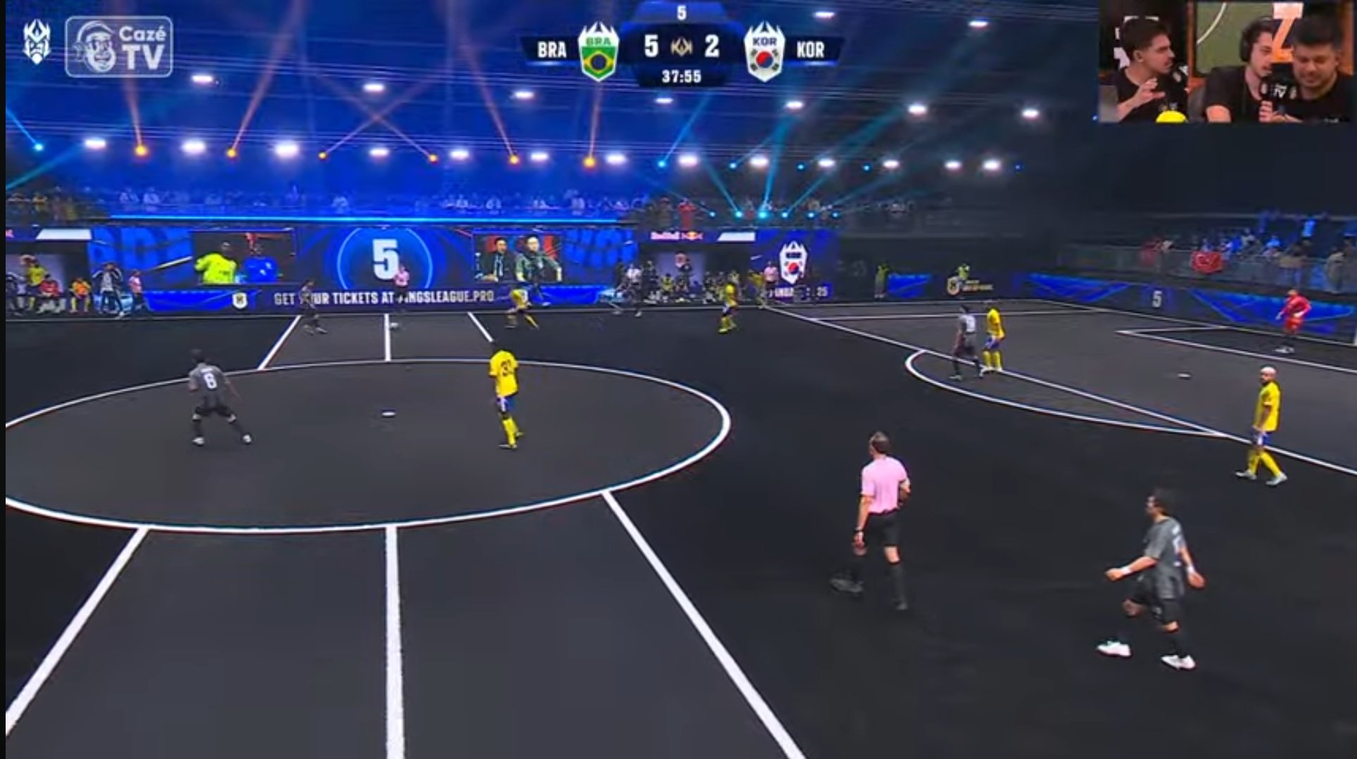 Kings League é bizarrice criada para agradar geração viciada em dopamina