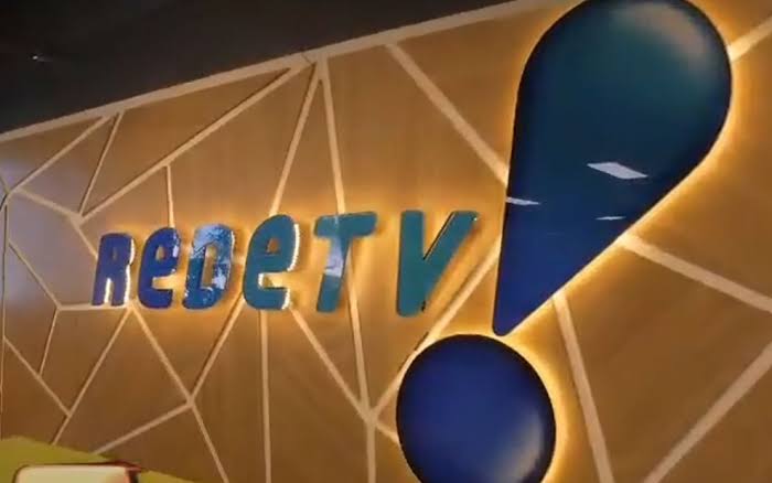 Afiliada da RedeTV! exibe apenas o segundo tempo de jogo da Série B