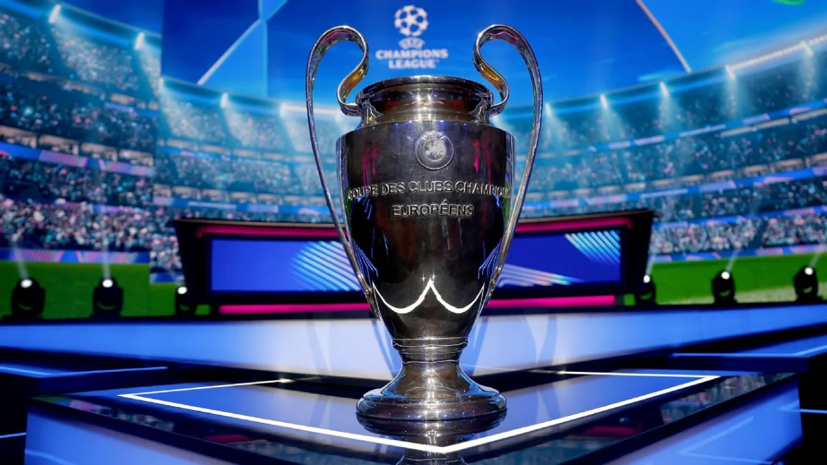 Por que a Champions League tem jogos na quinta-feira?